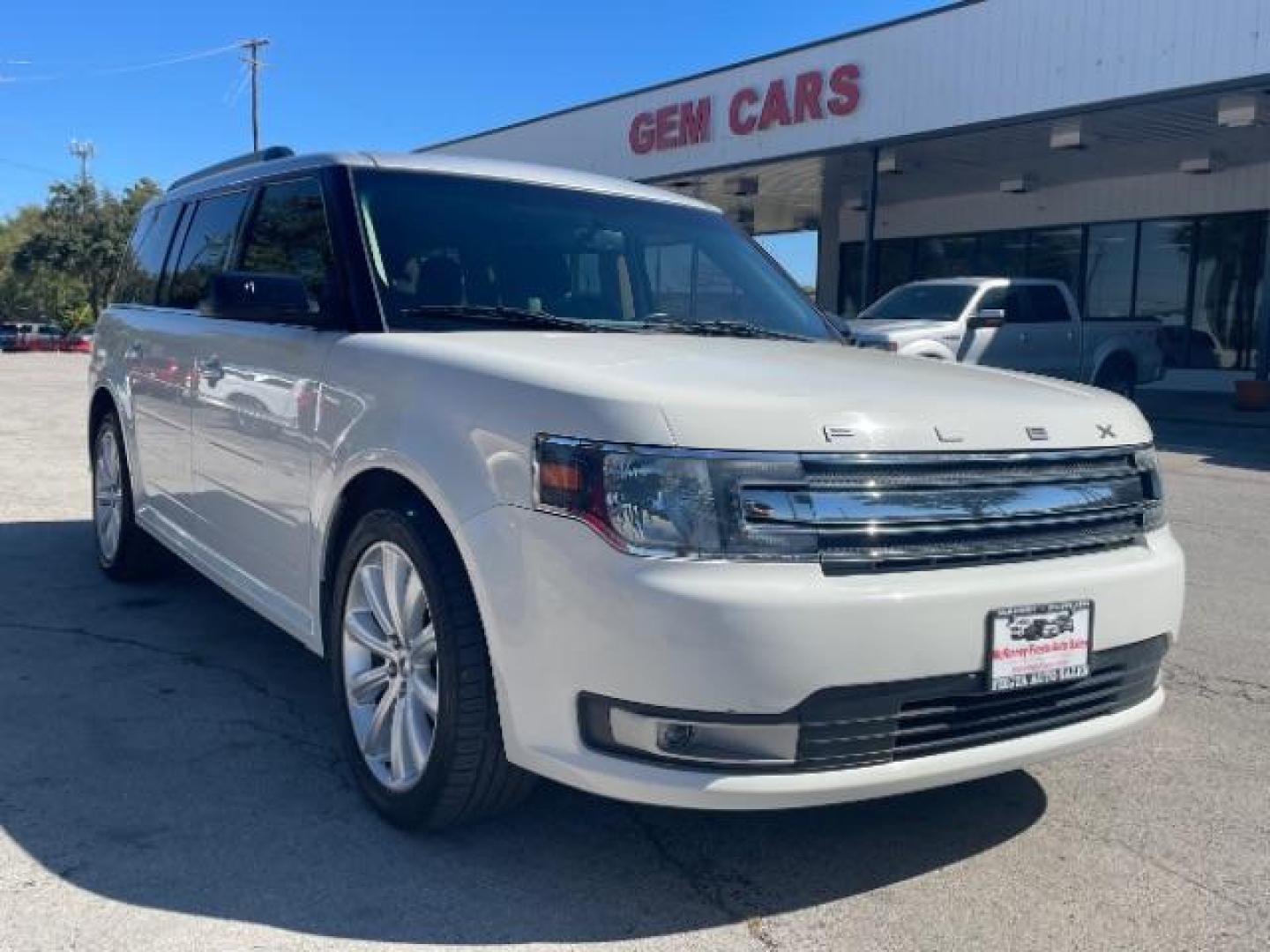 2013 White Platinum Metal /Charcoal Black Leath Ford Flex SEL FWD (2FMGK5C87DB) with an 3.5L V6 DOHC 24V engine, 6-Speed Automatic Ov transmission, located at 900 South McDonald Street, McKinney, TX, 75069, (972) 529-2992, 33.189335, -96.613403 - Photo#0