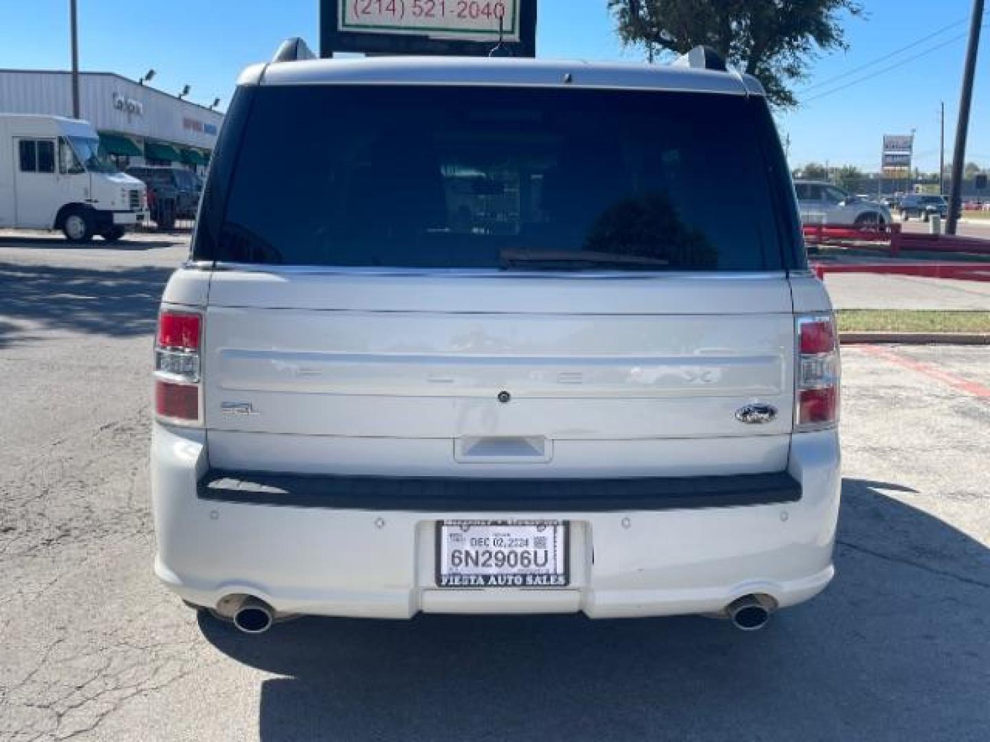 2013 White Platinum Metal /Charcoal Black Leath Ford Flex SEL FWD (2FMGK5C87DB) with an 3.5L V6 DOHC 24V engine, 6-Speed Automatic Ov transmission, located at 900 South McDonald Street, McKinney, TX, 75069, (972) 529-2992, 33.189335, -96.613403 - Photo#5