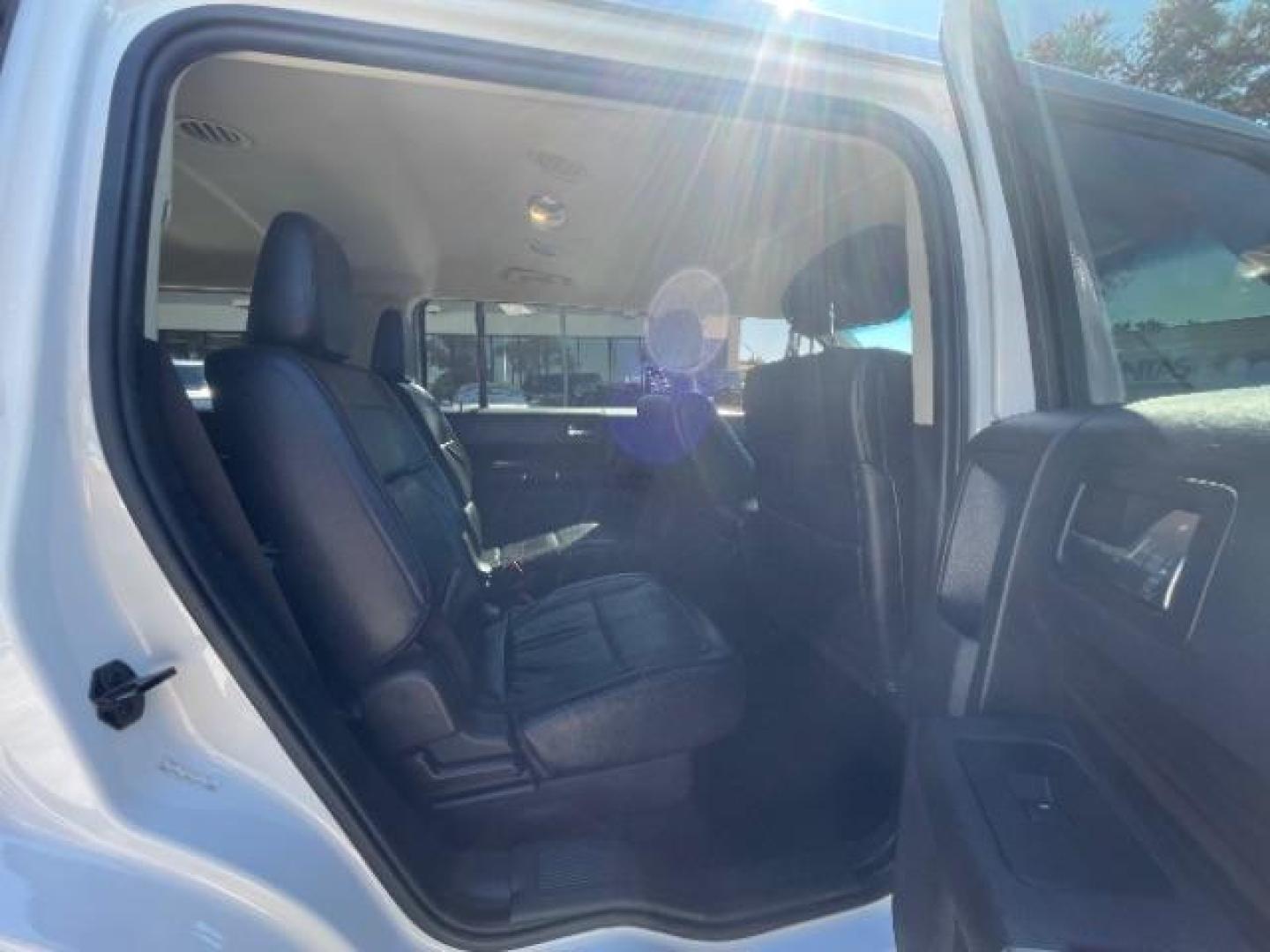 2013 White Platinum Metal /Charcoal Black Leath Ford Flex SEL FWD (2FMGK5C87DB) with an 3.5L V6 DOHC 24V engine, 6-Speed Automatic Ov transmission, located at 900 South McDonald Street, McKinney, TX, 75069, (972) 529-2992, 33.189335, -96.613403 - Photo#7