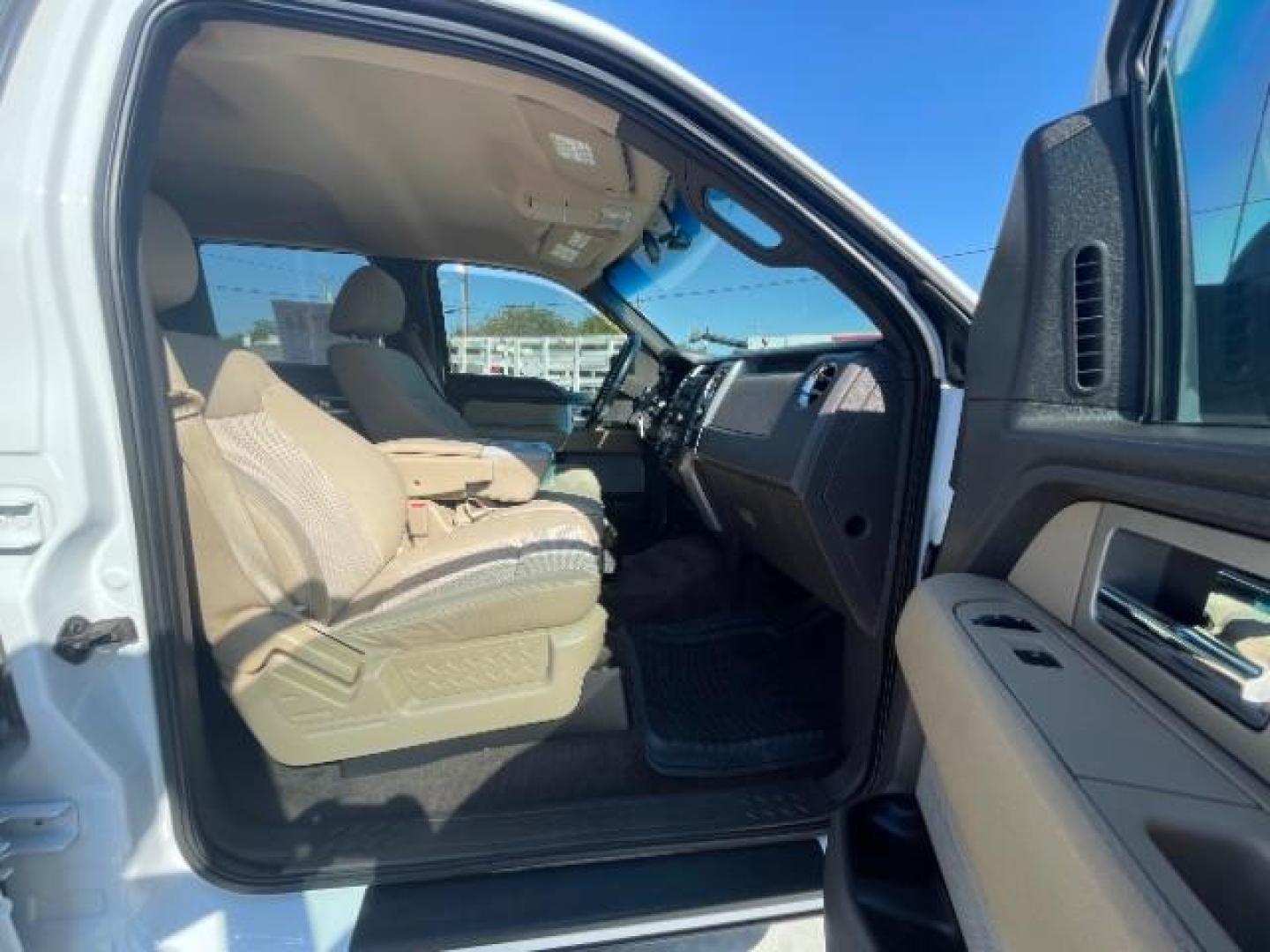 2010 Oxford White /Tan Cloth Interior Ford F-150 XLT SuperCrew 5.5-ft (1FTEW1C89AF) with an 4.6L V8 SOHC 24V engine, located at 900 South McDonald Street, McKinney, TX, 75069, (972) 529-2992, 33.189335, -96.613403 - Photo#10