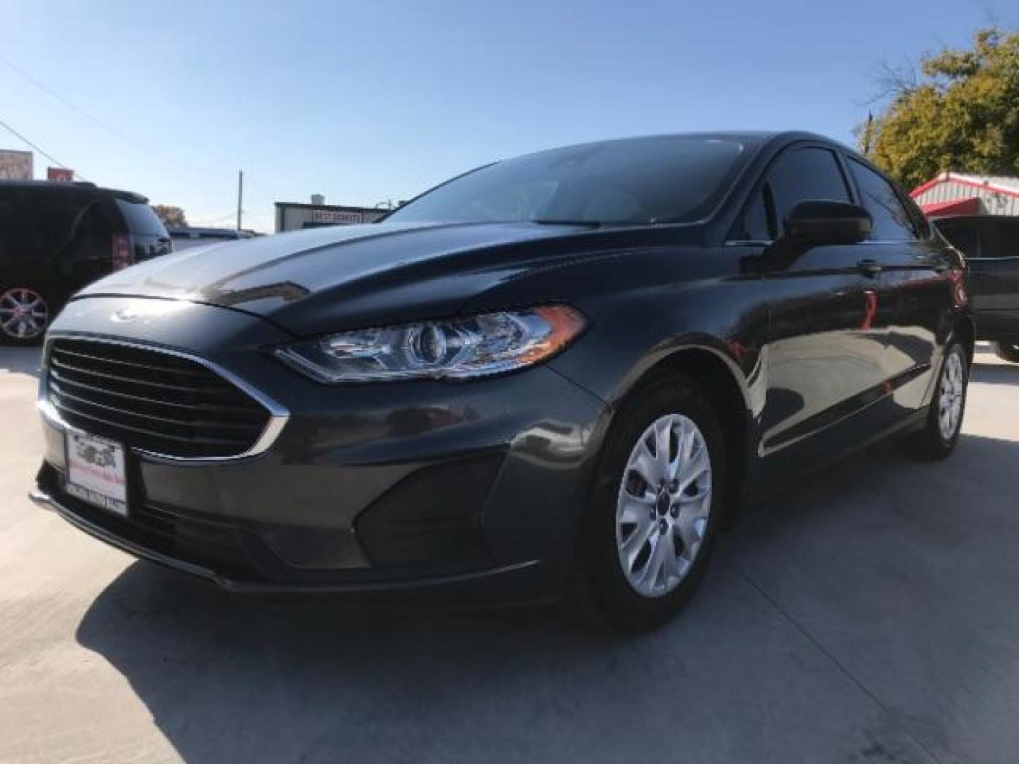 2020 Gray /Medium Light Stone, Ford Fusion S (3FA6P0G76LR) with an 2.5L L4 DOHC 16V engine, 6-Speed Automatic transmission, located at 900 South McDonald Street, McKinney, TX, 75069, (972) 529-2992, 33.189335, -96.613403 - Photo#3