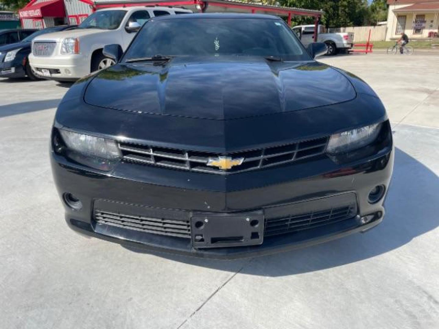 2015 Black /Black Chevrolet Camaro 1LT Coupe (2G1FD1E31F9) with an 3.6L V6 DOHC 24V FFV engine, 6-Speed Automatic transmission, located at 900 South McDonald Street, McKinney, TX, 75069, (972) 529-2992, 33.189335, -96.613403 - Photo#3