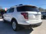 2015 Oxford White Clearco /Medium Light Stone, Ford Explorer XLT FWD (1FM5K7D85FG) with an 3.5L V6 DOHC 24V engine, 6-Speed Automatic transmission, located at 900 South McDonald Street, McKinney, TX, 75069, (972) 529-2992, 33.189335, -96.613403 - Photo#6