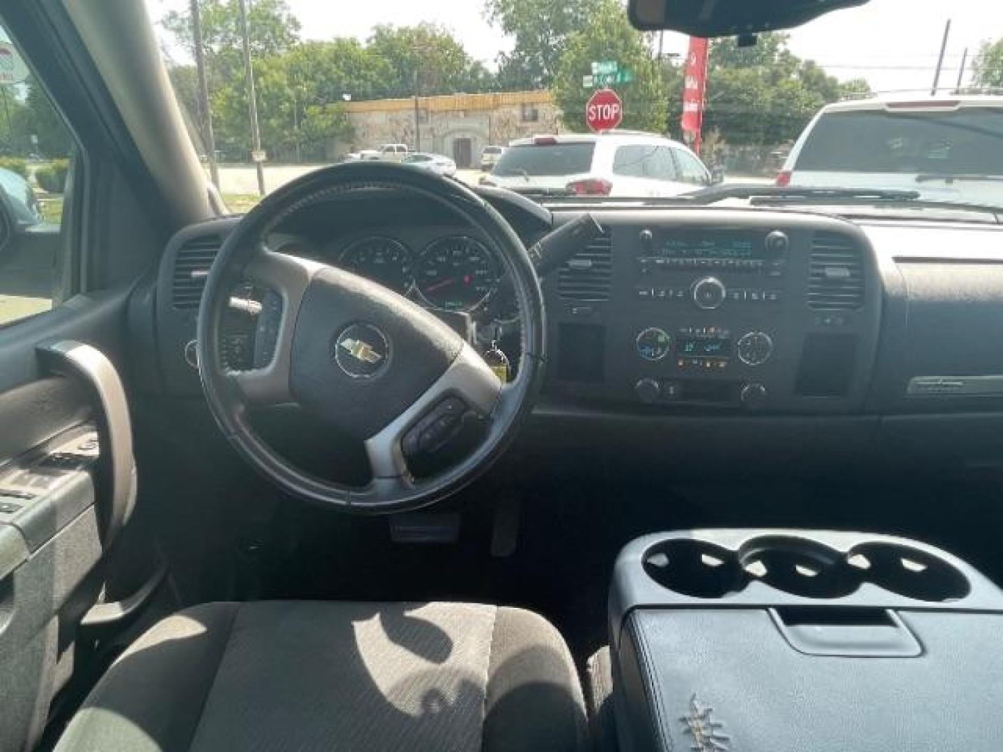 2012 Silver Ice Metallic /Ebony Cloth Interior Chevrolet Silverado 1500 LT Crew Cab 2WD (3GCPCSE09CG) with an 5.3L V8 OHV 16V FFV engine, 6-Speed Automatic transmission, located at 900 South McDonald Street, McKinney, TX, 75069, (972) 529-2992, 33.189335, -96.613403 - Photo#12