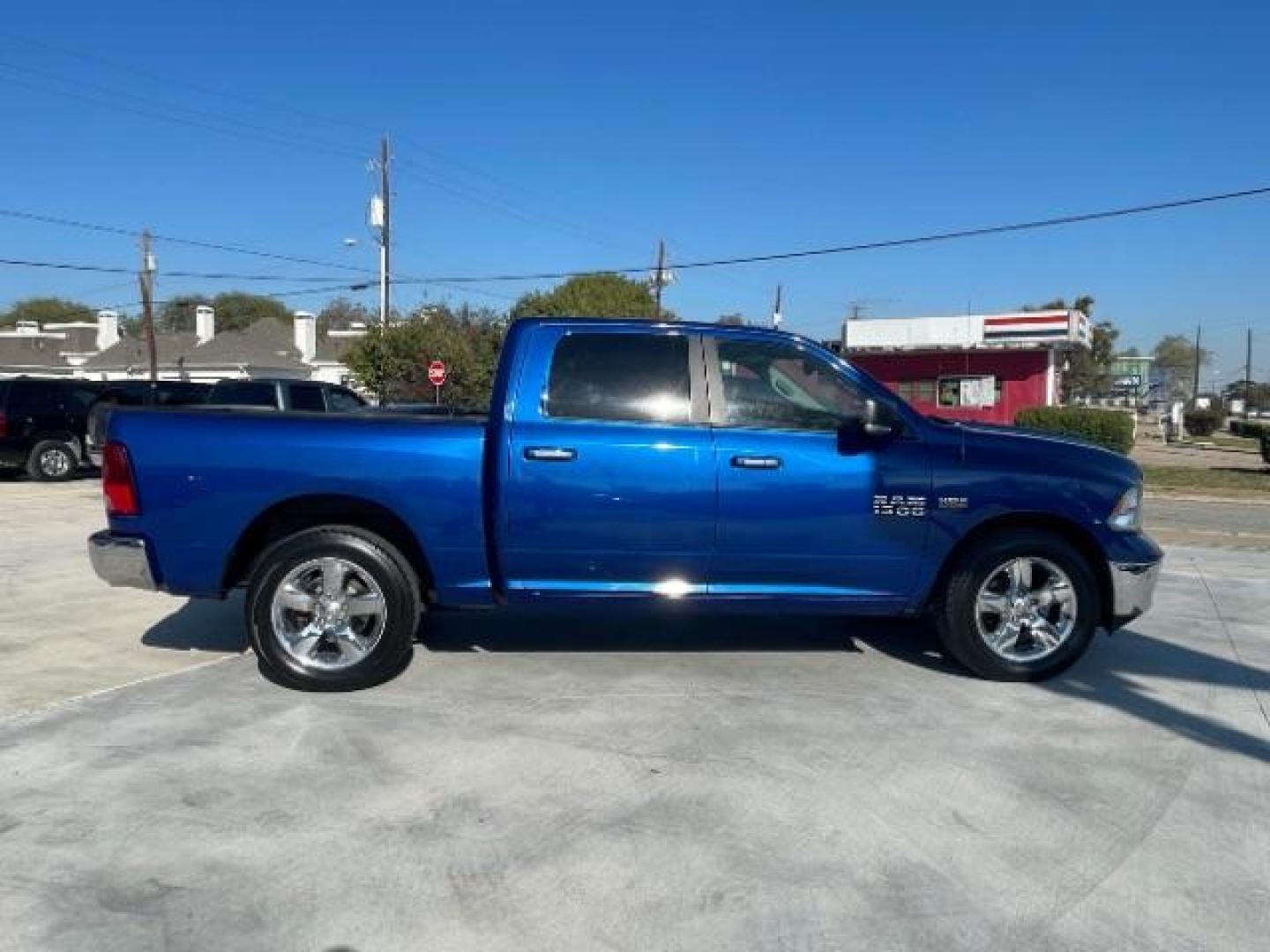 2015 Blue /Gray RAM 1500 SLT Crew Cab SWB 2WD (1C6RR6LT0FS) with an 5.7L V8 OHV 16V engine, 8-Speed Automatic transmission, located at 900 South McDonald Street, McKinney, TX, 75069, (972) 529-2992, 33.189335, -96.613403 - Photo#9