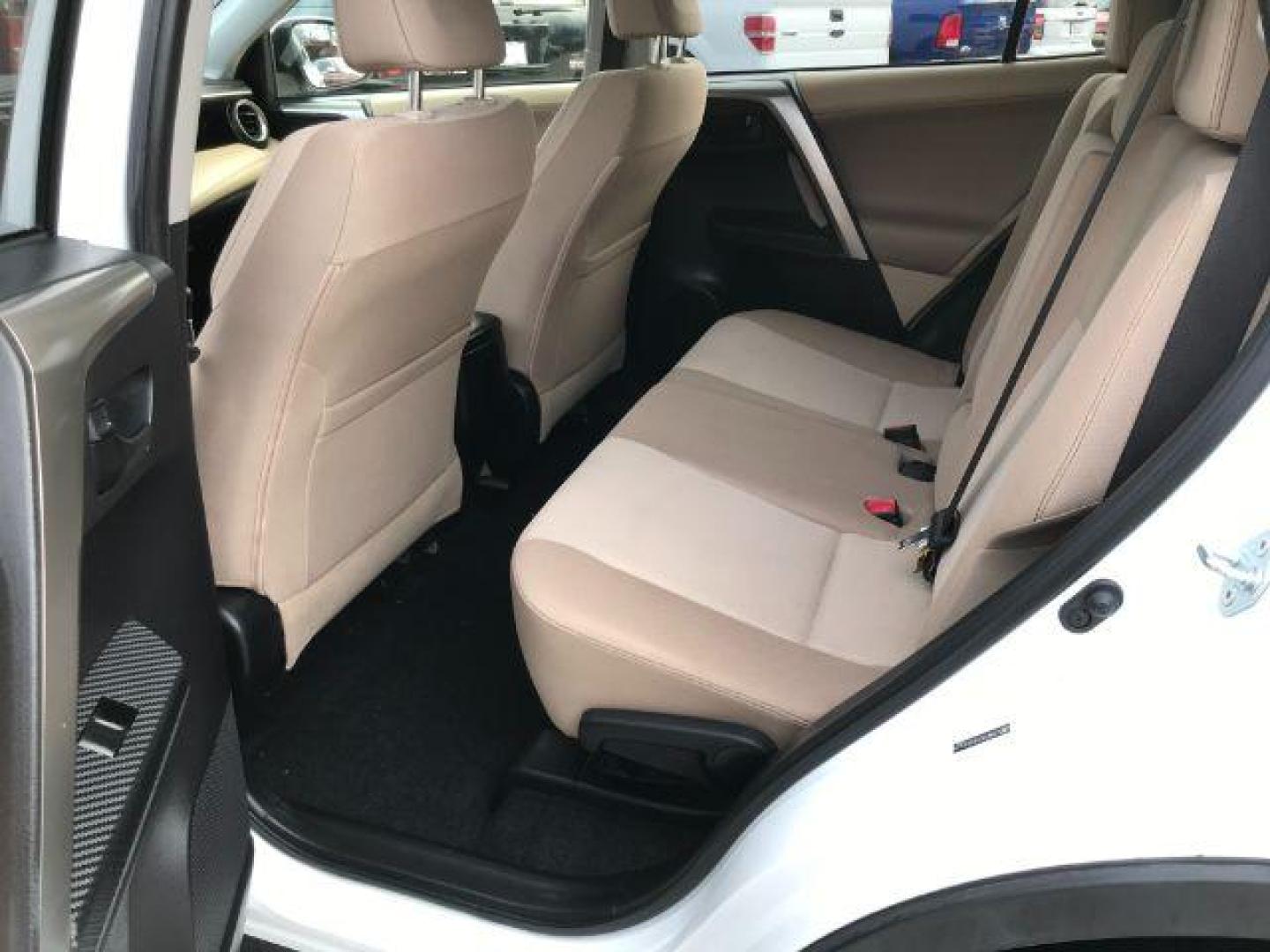 2013 Super White /Ash Toyota RAV4 XLE FWD (JTMWFREV4DD) with an 2.5L L4 DOHC 16V engine, 6-Speed Automatic transmission, located at 900 South McDonald Street, McKinney, TX, 75069, (972) 529-2992, 33.189335, -96.613403 - Photo#11