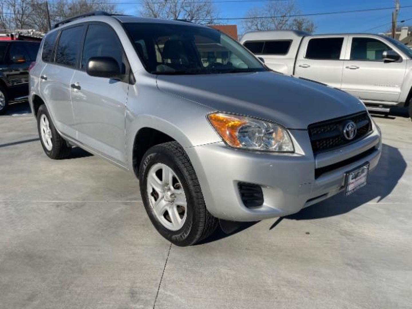 2012 Silver /Gray cloth Toyota Rav4 Base (2T3ZF4DV6CW) with an 2.5L engine, Automatic transmission, located at 900 South McDonald Street, McKinney, TX, 75069, (972) 529-2992, 33.189335, -96.613403 - Photo#0